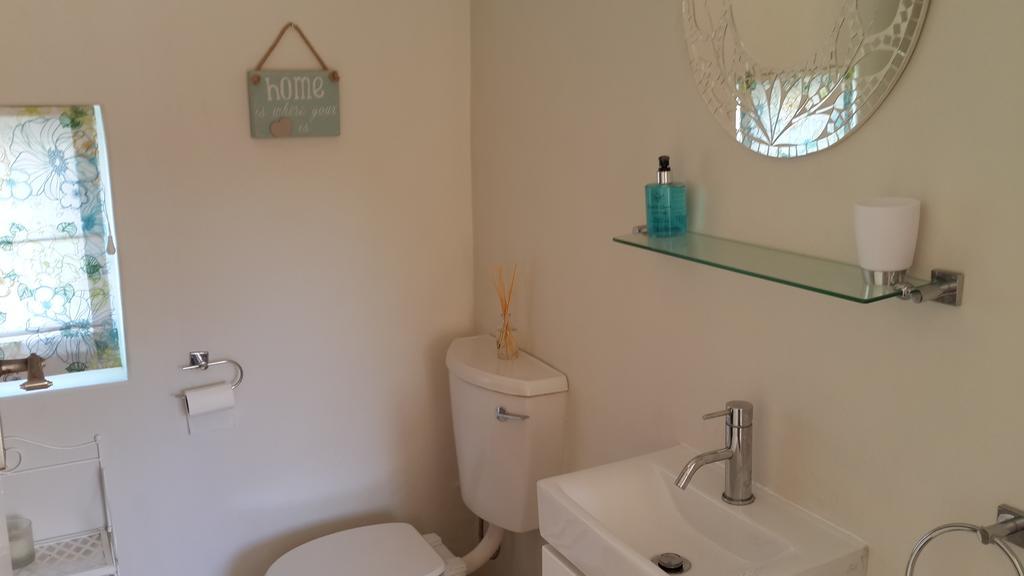 On Broadwalk Cottage Cape Town Room photo